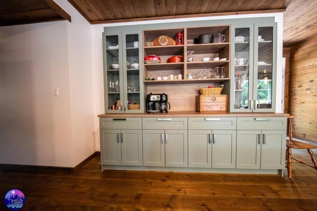 Chalet Deschamps- Spa- Chien Accepte- Nature- Estrie Mansonville Екстер'єр фото