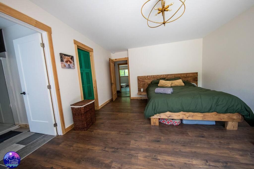 Chalet Deschamps- Spa- Chien Accepte- Nature- Estrie Mansonville Екстер'єр фото